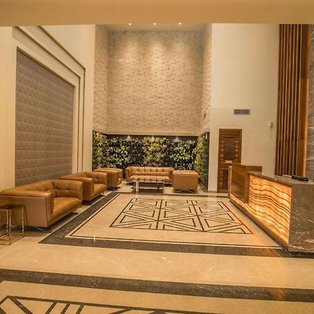 Ramada By Wyndham Kapurthala Hotell Eksteriør bilde