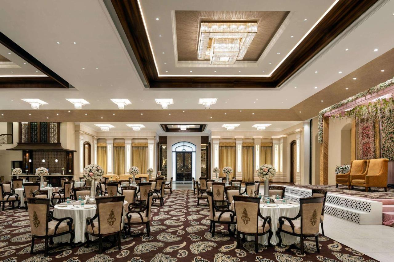 Ramada By Wyndham Kapurthala Hotell Eksteriør bilde